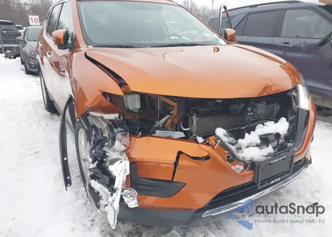 2018 Nissan Rogue Sv z USA, uszkodzony, nr VIN 5N1AT2MV4JC820963